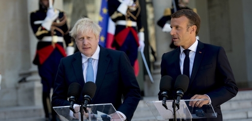 Boris Johnson a Emmanuel Macron.