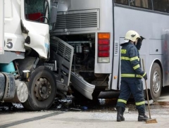 ilustrační foto: nehoda kamionu na dálnici D1